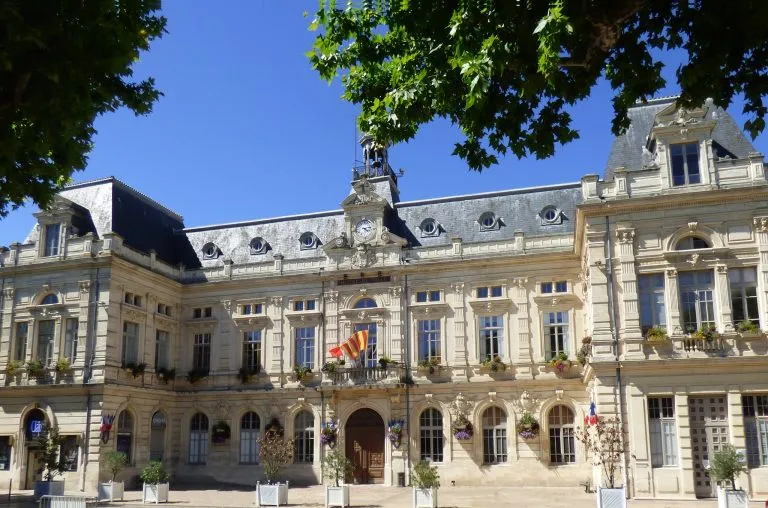 Bollène (845000)